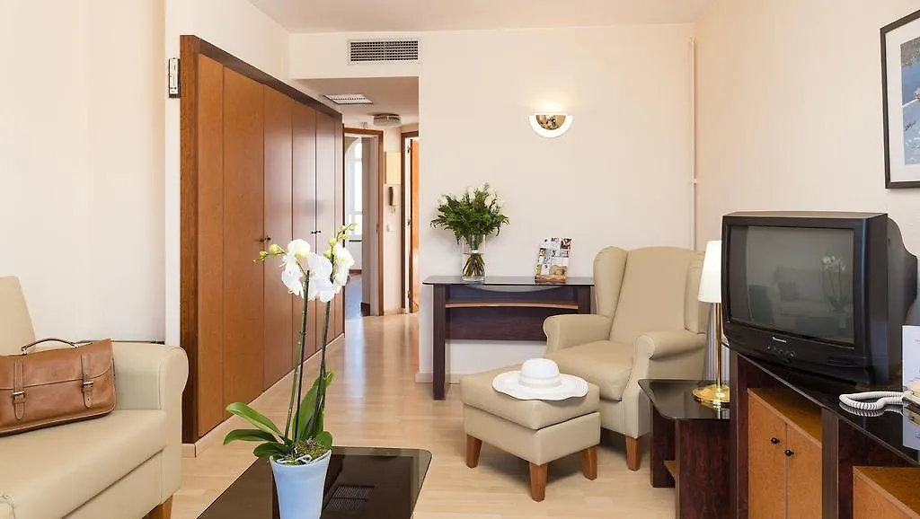 Hotel Gem Wellness & Spa リョレート・デ・マル